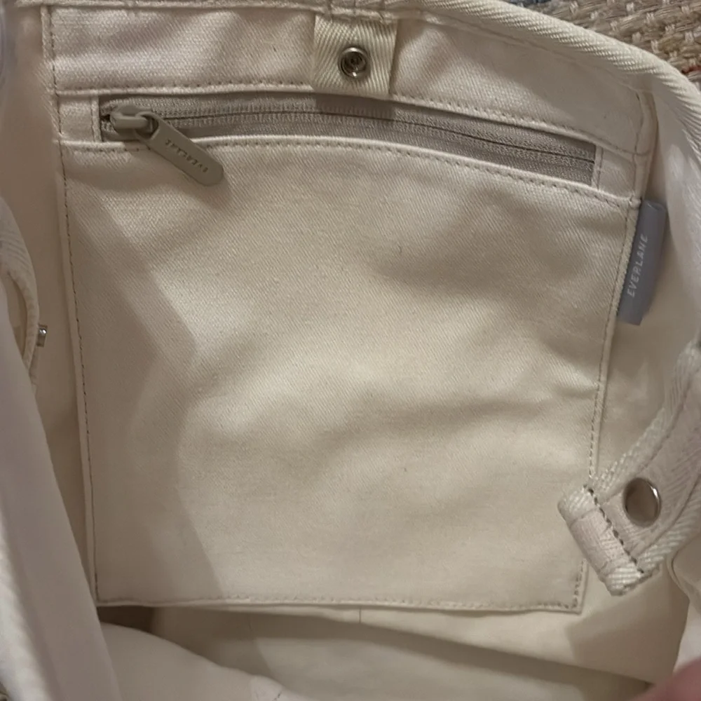 EVERLANE LANTERN BAG in canvas